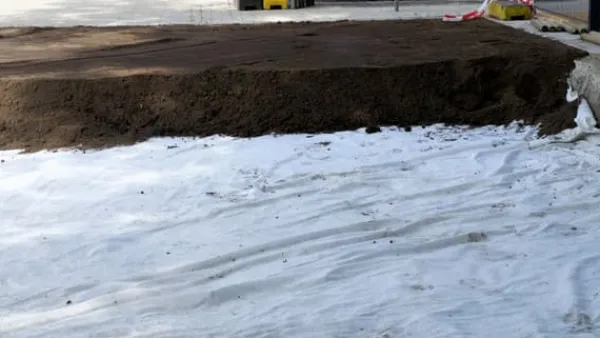 100 m² Trädgårdsfleece Ogräsbekämpningstyg Dräneringsfleece 150 g 2 m bred