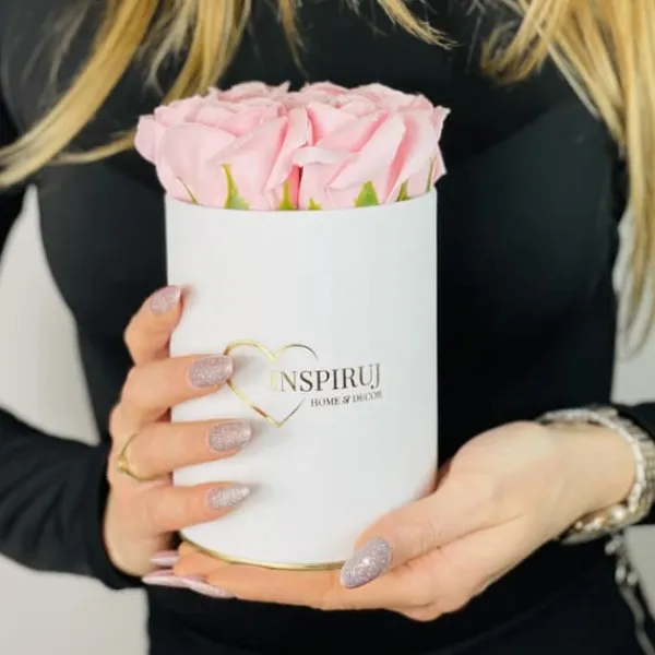 Outlet Blomlåda Inspiruj - Rosa låda med tvålrosor - nr 17 Mix fuchsia grön gul Blommor