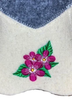 New Dambastukeps i naturlig ullfilt med broderad blomma för avkoppling till banya och jacuzzi Bastu