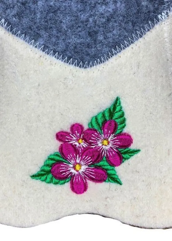 New Dambastukeps i naturlig ullfilt med broderad blomma för avkoppling till banya och jacuzzi Bastu