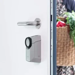 Clearance Dörrmotor - Abus - ABHT10140 - Fjärrkontroll - Bluetooth-teknologi - Hemautomationintegration Hemlarmsystem
