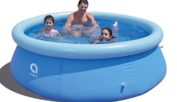 Discount Extra stor uppblåsbar pool med filterpump, lock och tillbehör – 305 cm diameter, 3618 liters kapacitet Pooler