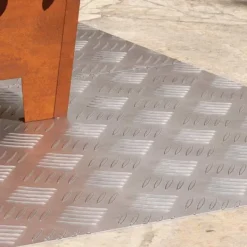 Halkfria Aluminium Diamantplåtar för Inomhustrappor - Gummitrapsteg | Storlek: 80x50 cm | Antal: 2 st