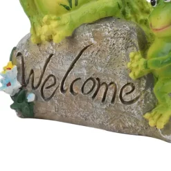 Hartsdjur Sittande Stenfigur Dekoration Gräsmatta Trädgård Innergård Ornament