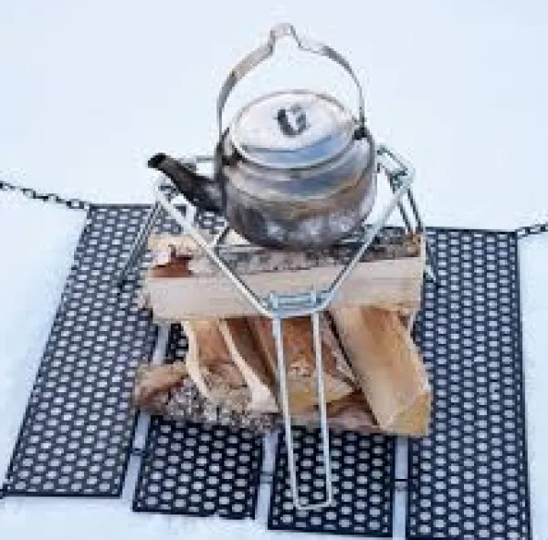HÄLLMARK ELDGALLER 44 x 44 cm, eldgaller snö, eldunderlag snö, grillunderlag snö