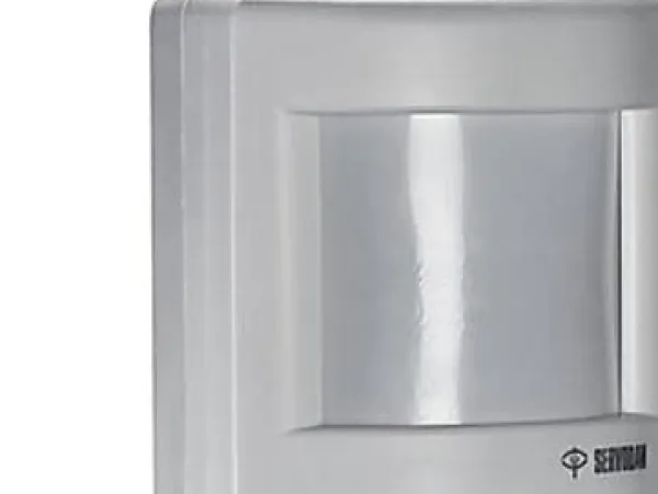 New NIKO Rörelsesensor 90º PIR15m Reläutgång 24 V AC/DC Rörelsedetektorer