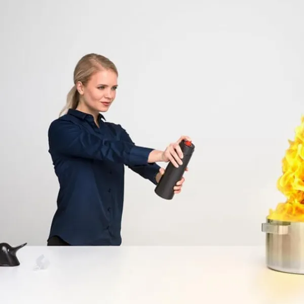 Clearance Oiva -brandsläckare, svart Brandsläckare