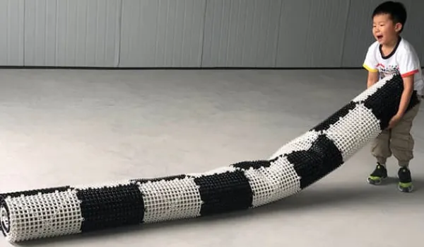 Sale Schackbräde i gummi för schack och dam utomhus/trädgård (30 cm kvadrat) Trädgårdsprydnader