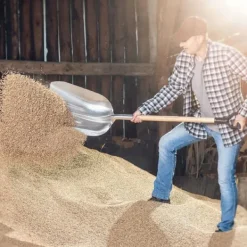Snöskyffel, Hållbar plast, 50 tum längd, 14 tum bredd, Rundade kanter, Bekväm D-formad handtag