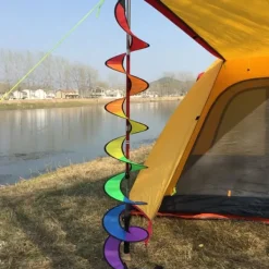 Spiral Rainbow Wind Strip Väderkvarn Färgglad Vindklocka för Trädgård Hem Utomhus Camping Tält Dekoration