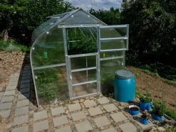 Sale Växthus STANDART 20 - 2,5x8m med 6 mm polykarbonatbeläggning Växthus